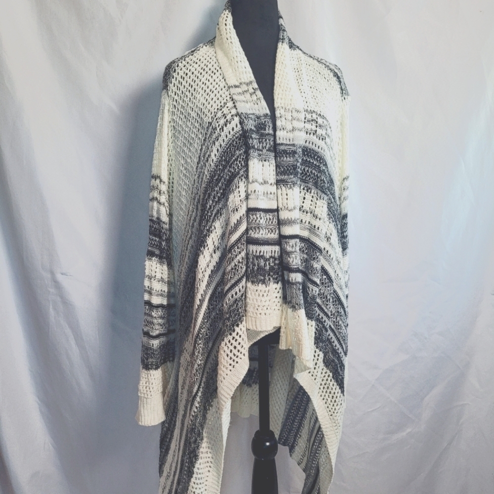 Absolutely Famous Open Knit Draped Flowy Cardigan Size 2'
